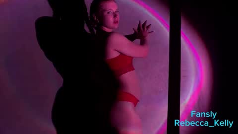 rebecca_____ online show from 10.06.25