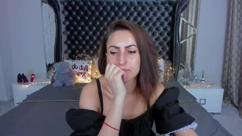 rebecca_diamonds online show from 12.14.25