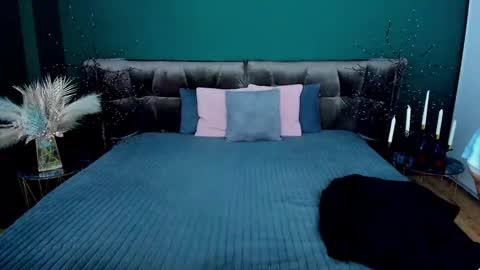 rebecca_diamonds online show from 02.05.26