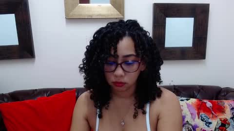 R E B E C A online show from 03.01.25