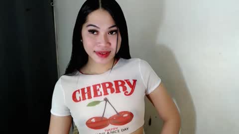Snapshot of rebecca_slutt chatting on 10.12.25 its me asian rebecca online show from 10.12.25