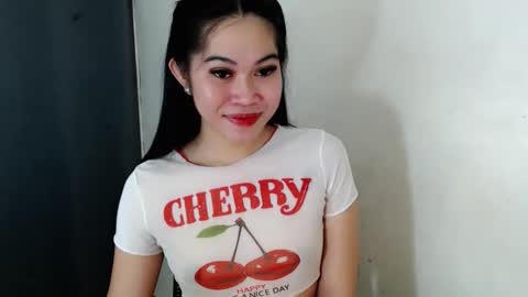 Snapshot of rebecca_slutt chatting on 10.15.25 its me asian rebecca online show from 10.15.25