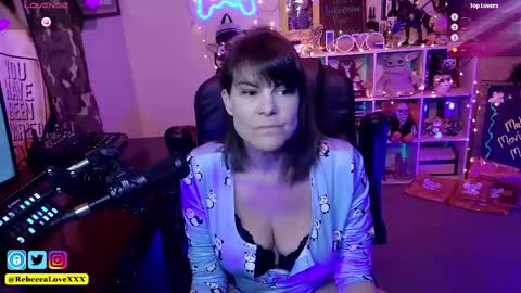 Rebecca Love online show from 02.12.25