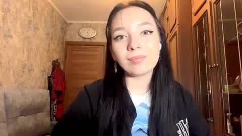 Snapshot of rebeckakirscht chatting on 12.04.25 Sofia online show from 12.04.25