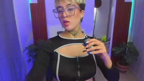 Snapshot of rebeka_baker chatting on 07.14.26 REBEKA online show from 07.14.26