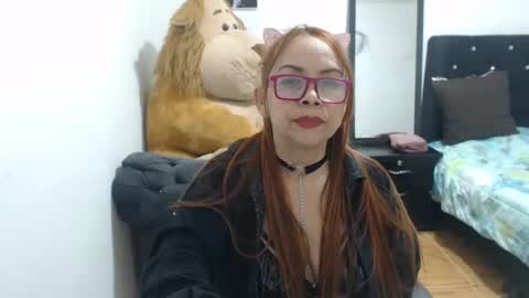 Snapshot of rebekkamaturee chatting on 09.18.25 rebeka online show from 09.18.25