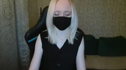 RebesaOlset online show from 01.14.25