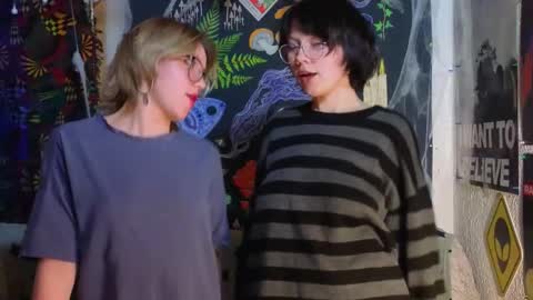 Lara online show from 12.20.25