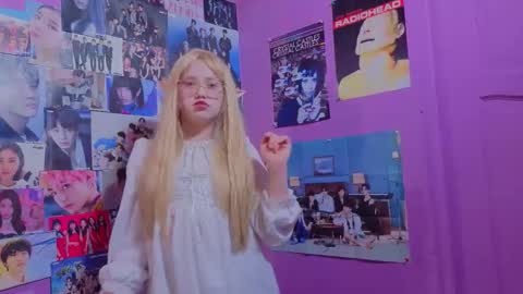 Lara online show from 02.14.26