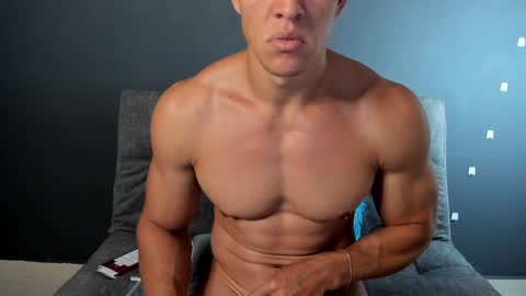 twitter REECET26 instagram RECCETAYLOR online show from 01.28.25