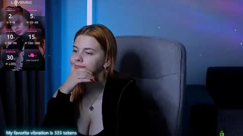 Snapshot of red__dizzy chatting on 07.08.26 red__dizzy online show from 07.08.26