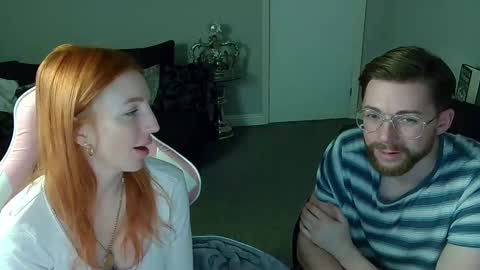 Red -  online show from 01.12.25