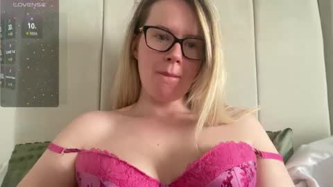 Rosie online show from 02.24.25