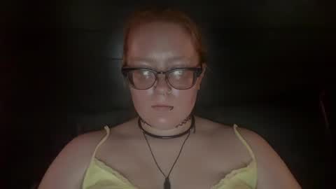Snapshot of red_hot_foxx03 chatting on 08.04.26 red_hot_foxx03 online show from 08.04.26