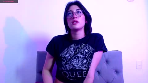 IG   OF red moonn online show from 12.18.24