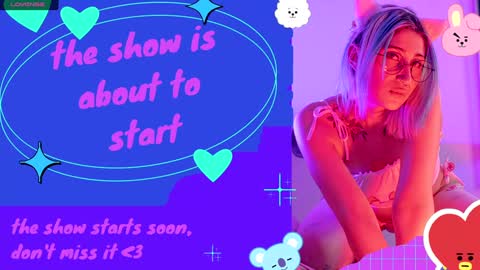 IG   OF red moonn online show from 01.13.25