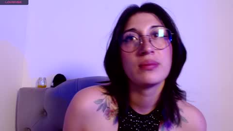 IG   OF red moonn online show from 01.23.25