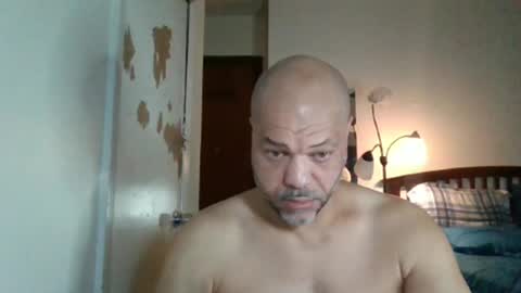 Snapshot of redbone441 chatting on 02.25.26 Redbone online show from 02.25.26