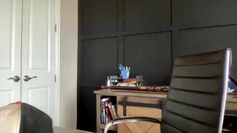 Snapshot of redbull1414 chatting on 12.23.24 RedBull online show from 12.23.24