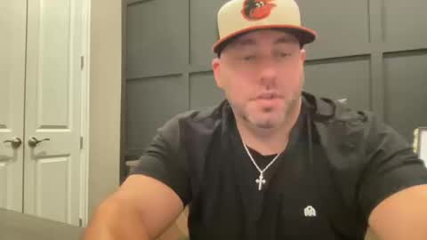 Snapshot of redbull1414 chatting on 10.14.25 RedBull online show from 10.14.25