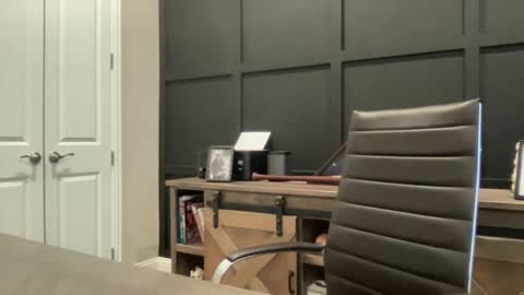 Snapshot of redbull1414 chatting on 10.27.25 RedBull online show from 10.27.25