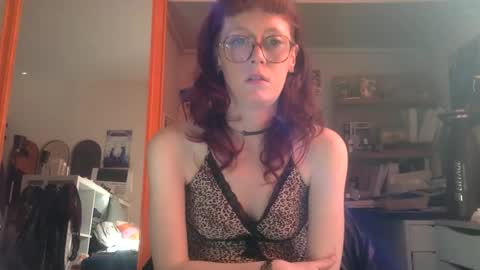 redcassie666 online show from 03.25.26