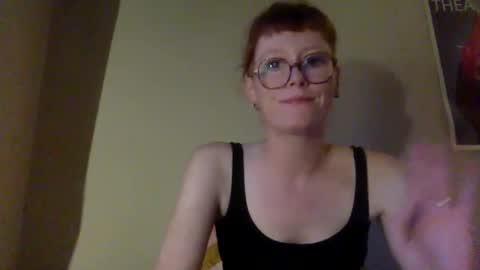 Snapshot of redcassie666 chatting on 04.29.26 redcassie666 online show from 04.29.26