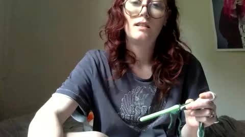 Snapshot of redcassie666 chatting on 05.10.26 redcassie666 online show from 05.10.26