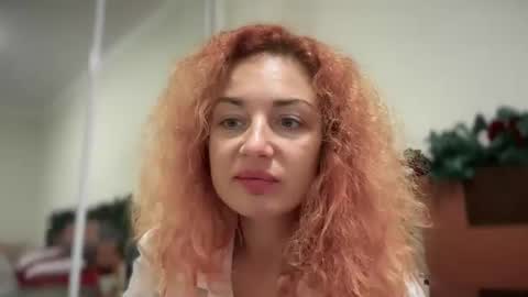 reddgirll online show from 11.28.25