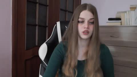 Lily online show from 01.17.26