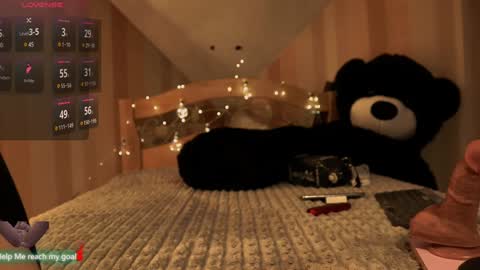 Redhead Shark online show from 01.16.25