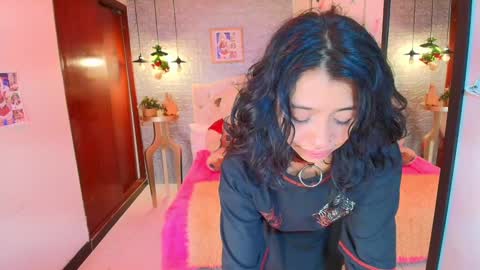 Snapshot of redhotter_ chatting on 01.15.25 Lili Lopez online show from 01.15.25