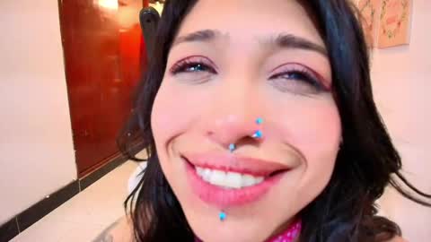 Snapshot of redhotter_ chatting on 02.20.25 Lili Lopez online show from 02.20.25