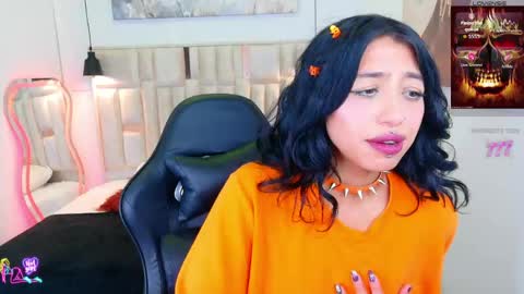 Snapshot of redhotter_ chatting on 05.30.26 Lili Lopez online show from 05.30.26