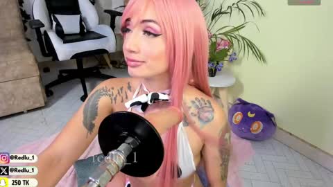 Lu Independiet model online show from 02.26.25