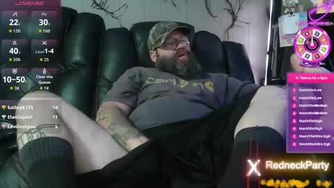 Snapshot of redneckwants2play chatting on 04.25.26 RedneckWants2Play online show from 04.25.26