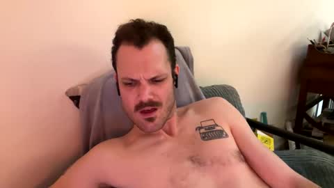 Reed Thomas online show from 02.26.25