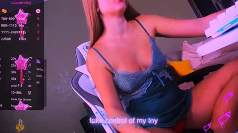 reggieMeow online show from 02.27.25