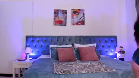 Regina online show from 11.25.25