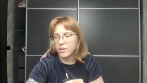 Snapshot of reginasmilee chatting on 02.02.25 Regina online show from 02.02.25
