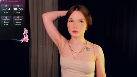 Snapshot of reginiasaccone chatting on 05.30.26 Emily - online show from 05.30.26