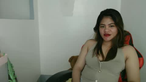 Snapshot of reign2525 chatting on 03.10.25 reign2525 online show from 03.10.25