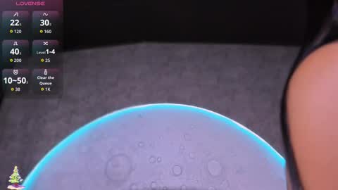 reiinachloe online show from 11.17.25