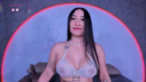 reiinachloe online show from 11.26.25