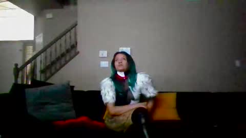 Reinee online show from 12.04.25