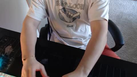 Snapshot of relaxedwuff00 chatting on 01.07.25 Relaxed wuff online show from 01.07.25