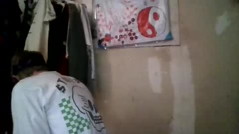Snapshot of relytburns420 chatting on 06.18.26 tylerBurnham online show from 06.18.26