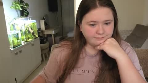 Snapshot of remirann_ chatting on 11.27.25 Ann OF - remirann21 online show from 11.27.25