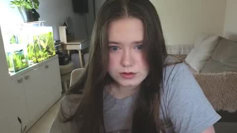 Snapshot of remirann_ chatting on 12.04.25 Ann OF - remirann21 online show from 12.04.25