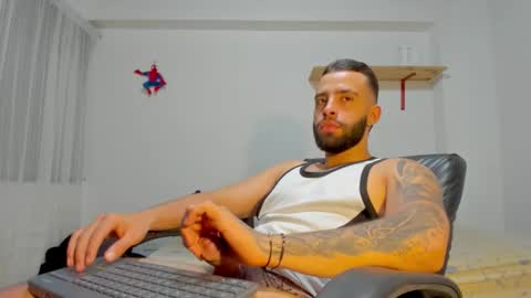 Rmy Steen online show from 11.08.25